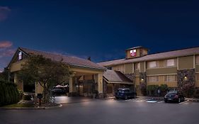 Best Western Plus Parkway Inn